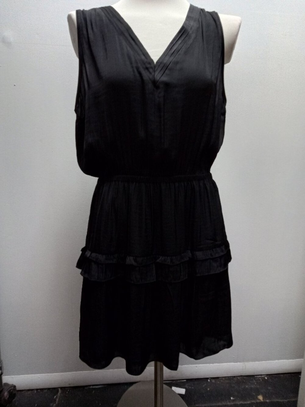 Naked zebra V-neck sleeveless dress 